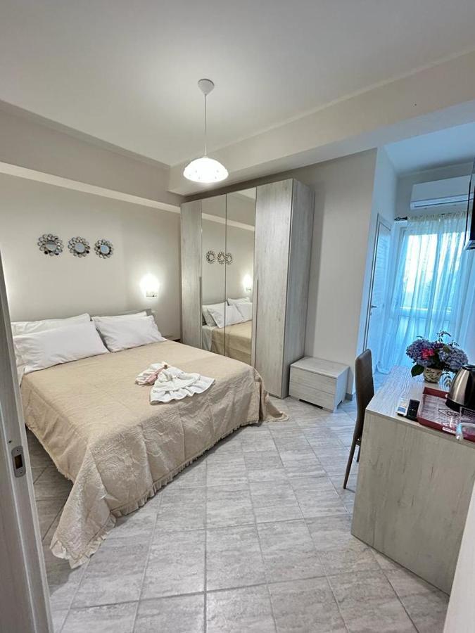B&B Via Del Sole Vena Esterno foto